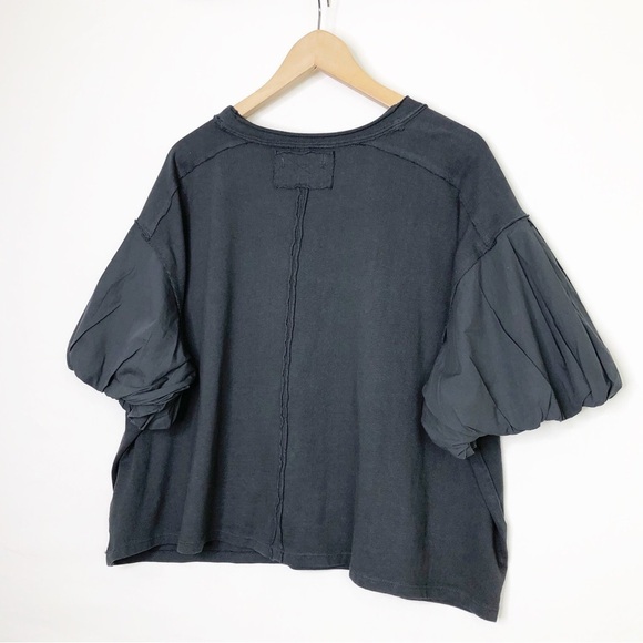 Free people with a free, gray, puffy sleeve oversize top - Picture 7 of 10